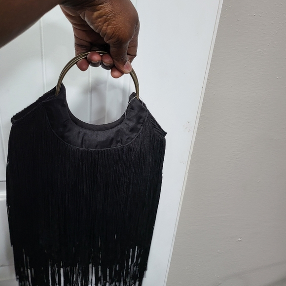 Black fringe handbag - Picture 3 of 6